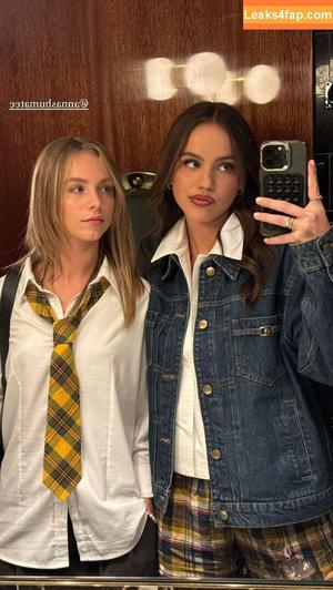 Emma Brooks photo #1928