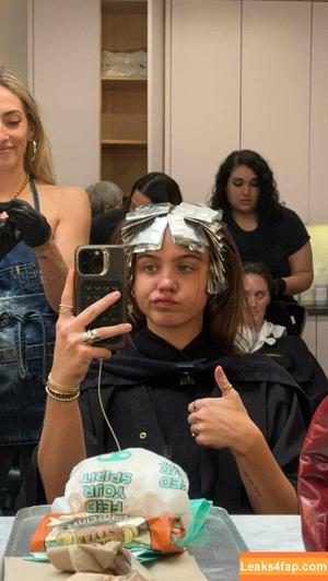 Emma Brooks photo #1953