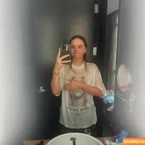 Emma Brooks photo #1987