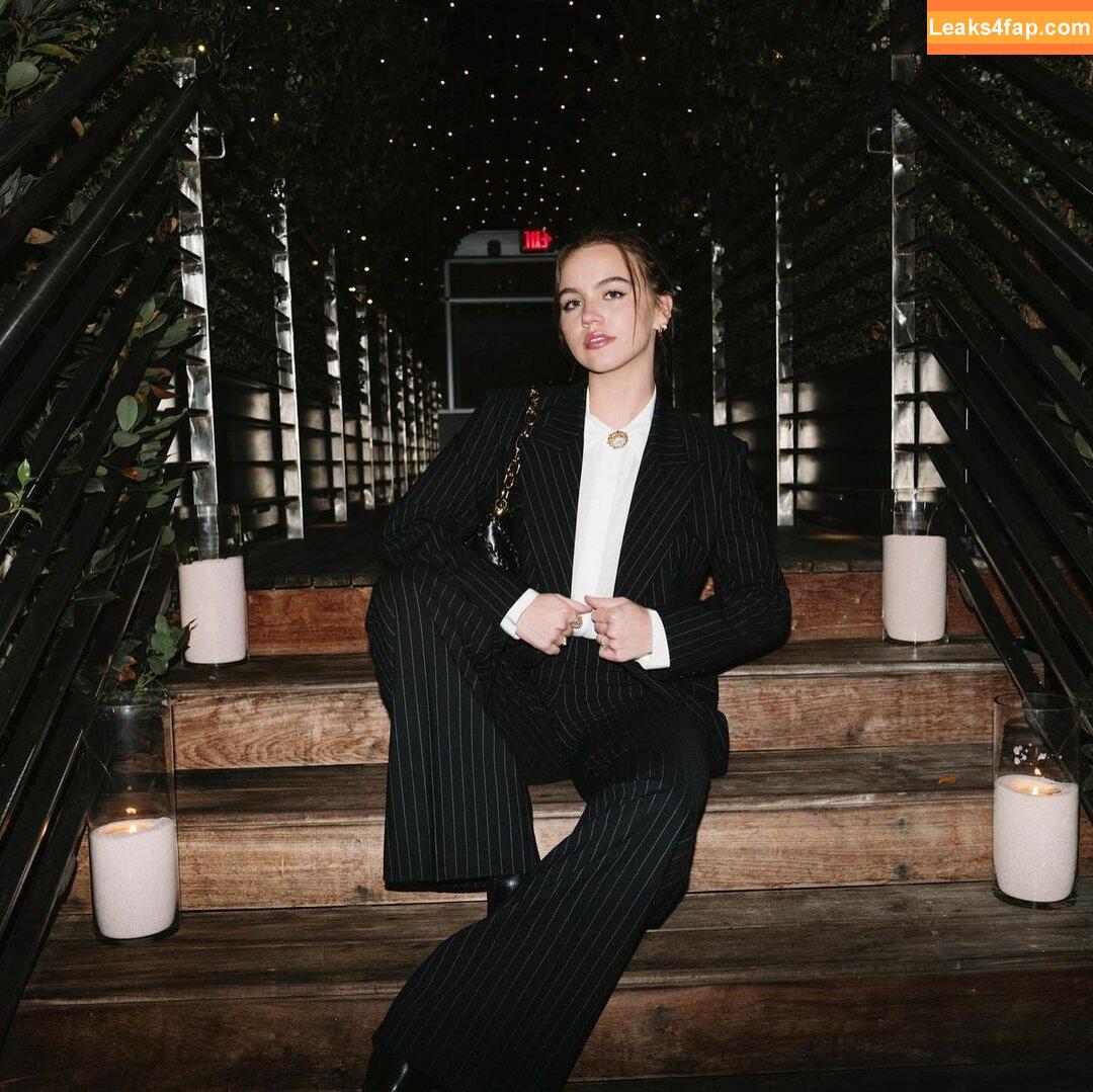 Emma Brooks / emma_brooks / emmabrooks leaked photo photo #2015