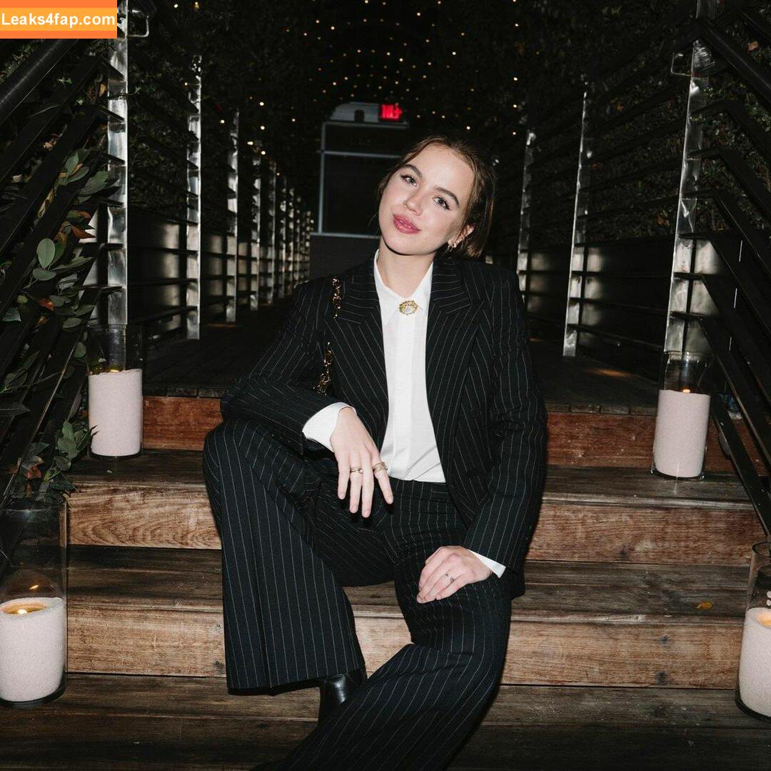 Emma Brooks / emma_brooks / emmabrooks leaked photo photo #2016