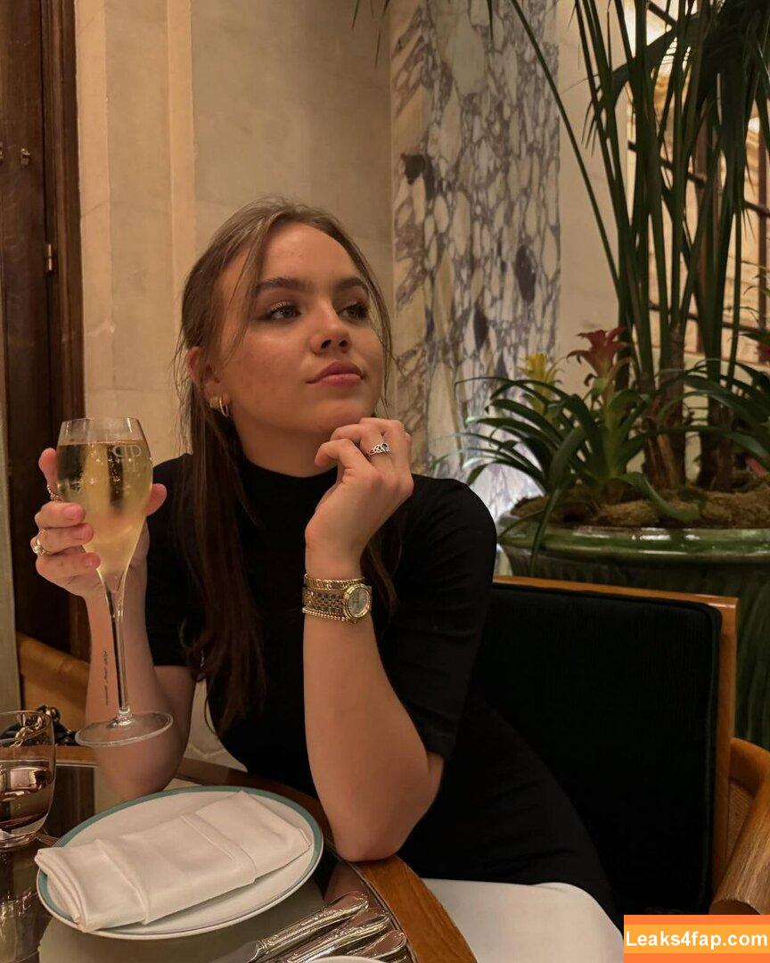 Emma Brooks / emma_brooks / emmabrooks leaked photo photo #2022