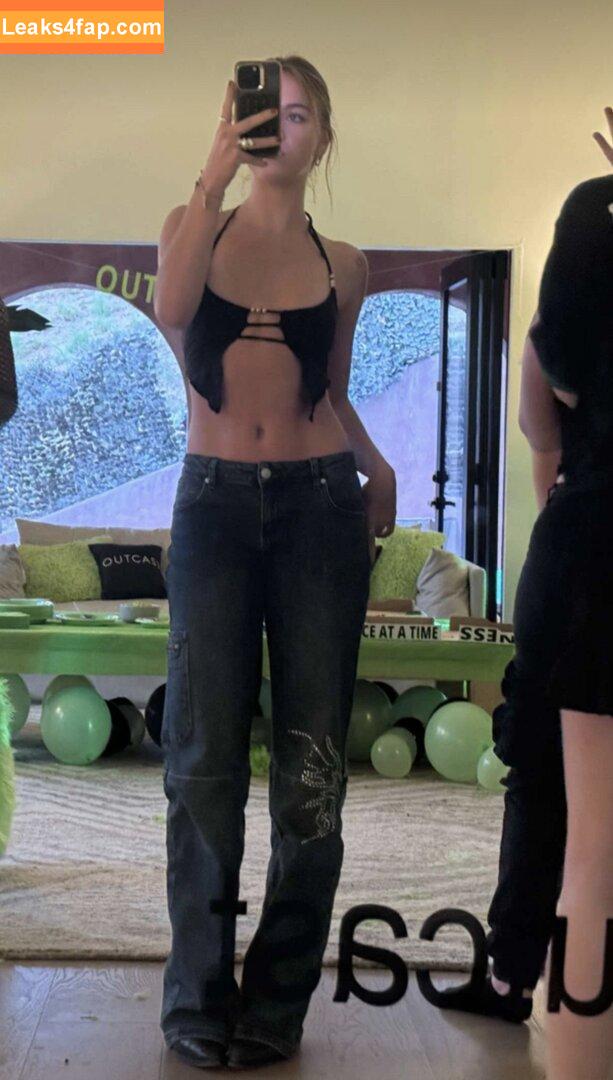 Emma Brooks / emma_brooks / emmabrooks leaked photo photo #2050