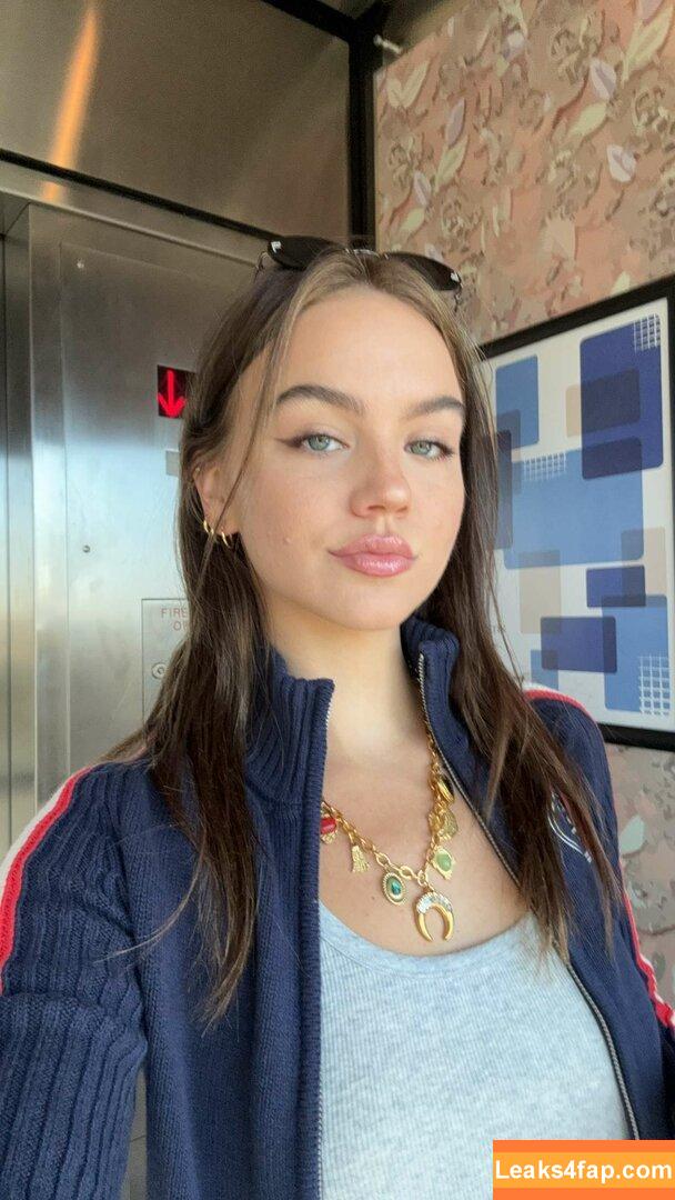 Emma Brooks / emma_brooks / emmabrooks leaked photo photo #2064