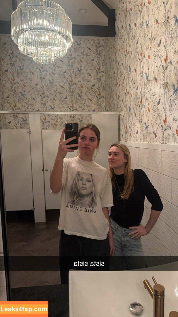 Emma Brooks / emma_brooks / emmabrooks leaked photo photo #2293