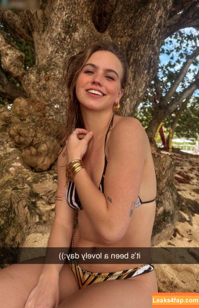 Emma Brooks / emma_brooks / emmabrooks leaked photo photo #2333