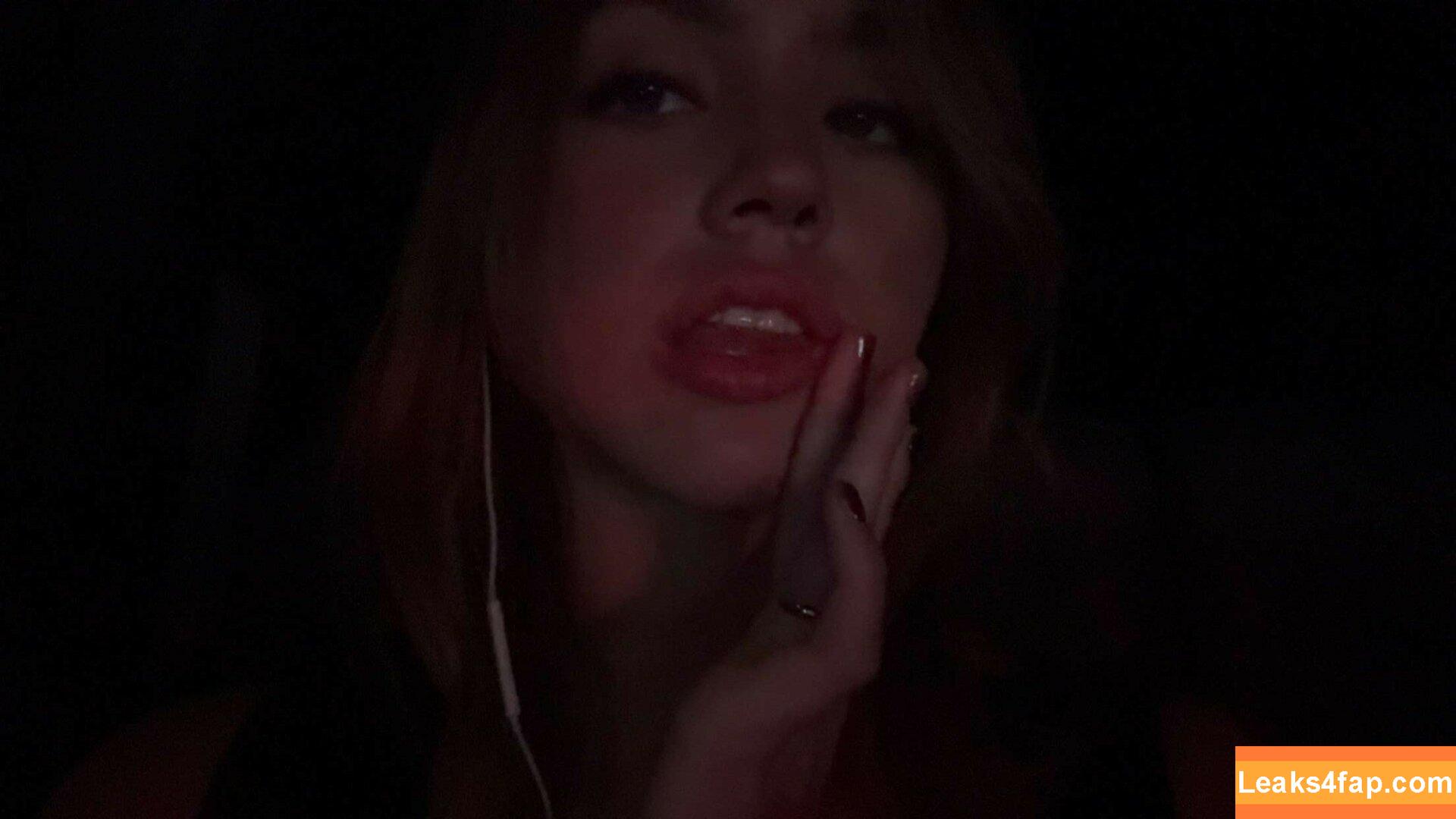 Emma Brooks / emma_brooks / emmabrooks leaked photo photo #2382