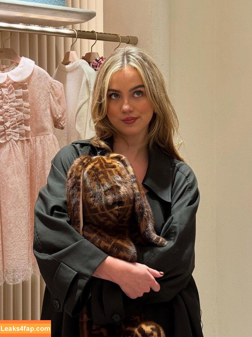 Emma Brooks / emma_brooks / emmabrooks leaked photo photo #2592