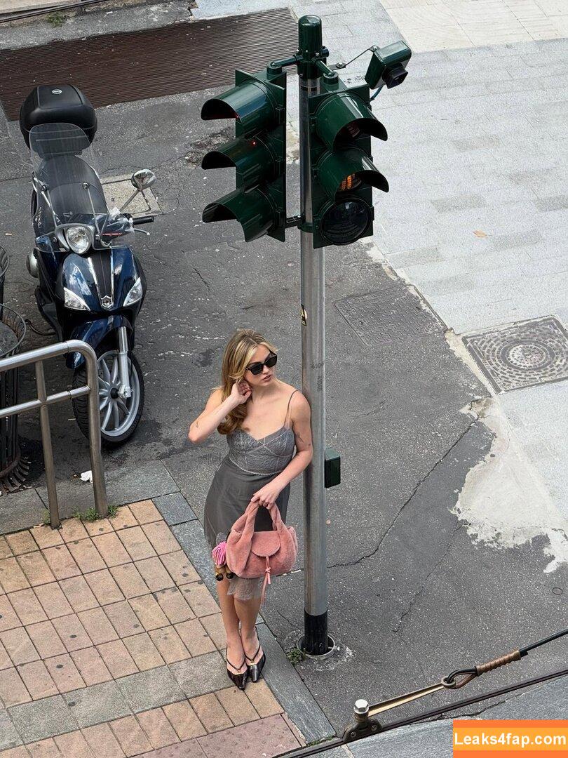 Emma Brooks / emma_brooks / emmabrooks leaked photo photo #2596