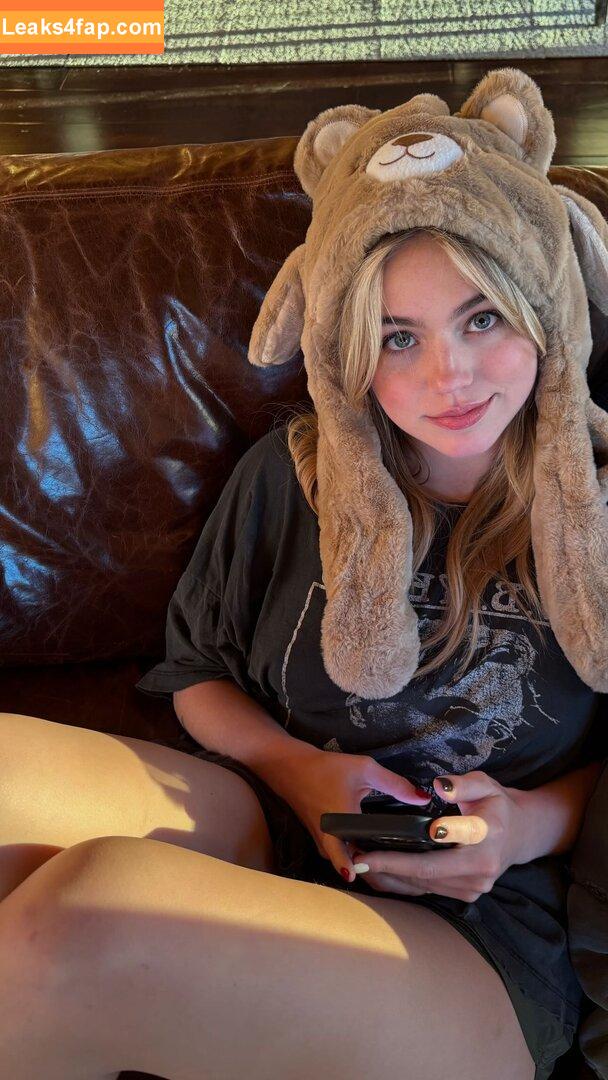 Emma Brooks / emma_brooks / emmabrooks leaked photo photo #2635