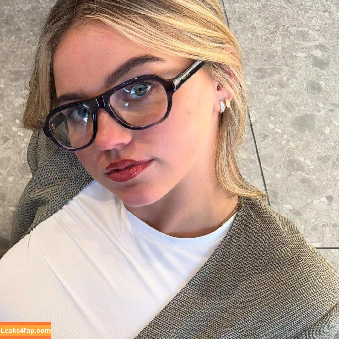 Emma Brooks / emma_brooks / emmabrooks leaked photo photo #2647