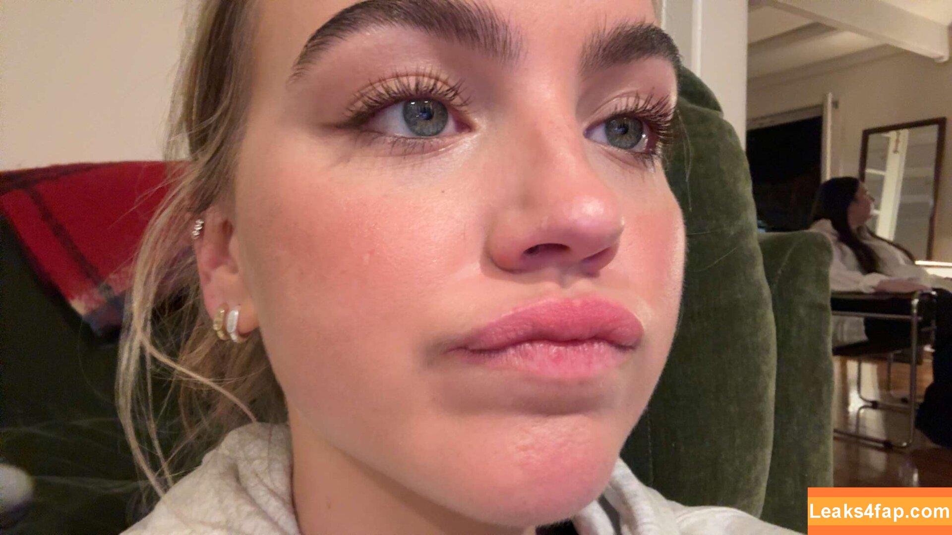 Emma Brooks / emma_brooks / emmabrooks leaked photo photo #2659