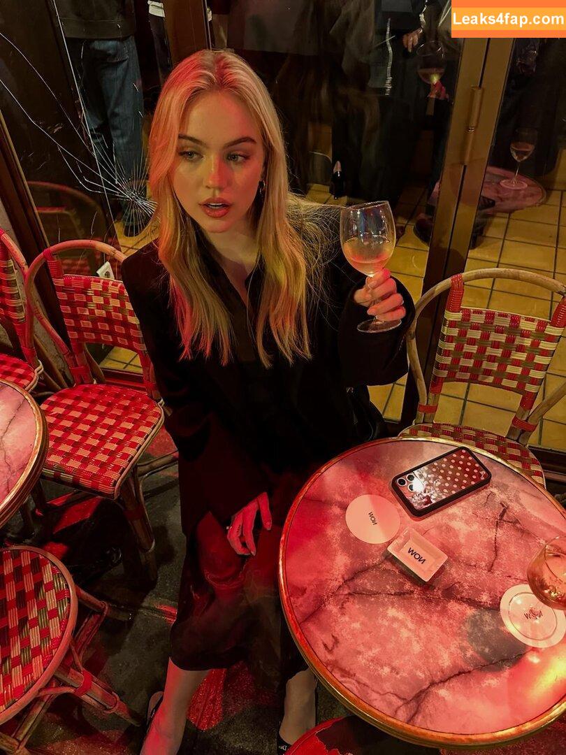 Emma Brooks / emma_brooks / emmabrooks / emmabrooksmcallister leaked photo photo #2672