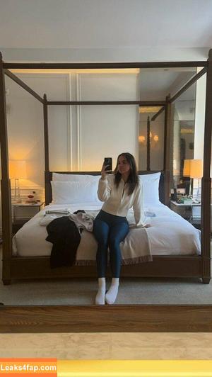 Emma Brooks photo #2000