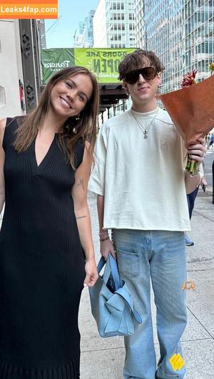 Emma Brooks photo #2012