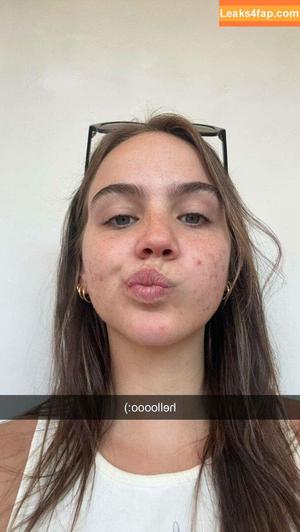 Emma Brooks photo #2075