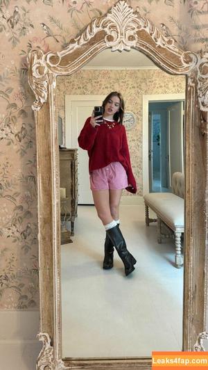 Emma Brooks фото #2159