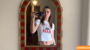 Emma Brooks фото #2323