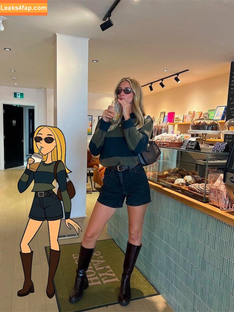 Emma Burnze / emmaburnze / emmacamile leaked photo photo #0077