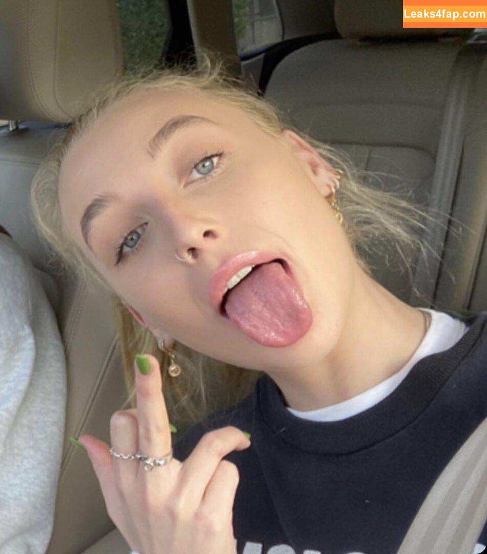 Emma Chamberlain / biancasotelo14 / emmachamberlain leaked photo photo #0004