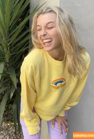 Emma Chamberlain photo #0002