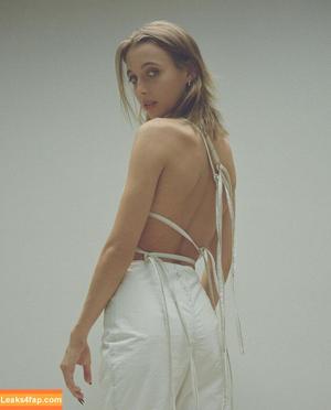 Emma Chamberlain photo #0042