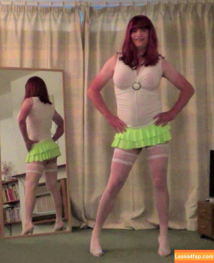 Emma Crossdresser / EmmaCrossdress / emma_crossdresser / https: / ohitsemmarose leaked photo photo #0023