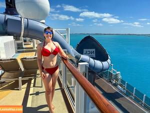 Emma Cruises photo #0010