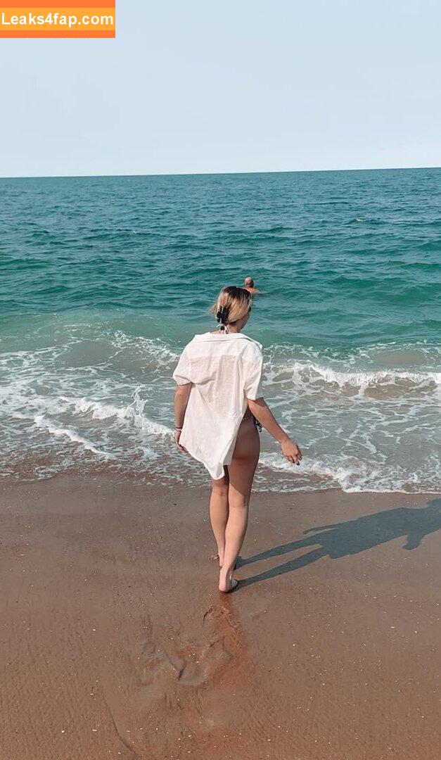 Emma Feathers / emmafeathers153 leaked photo photo #0018