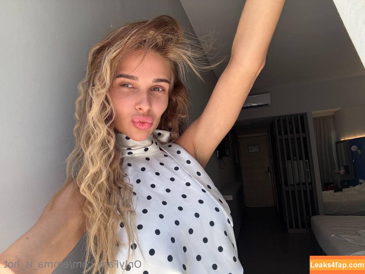 emma_is_hot / emma__is__hott leaked photo photo #0007