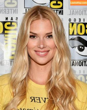 Emma Ishta photo #0002