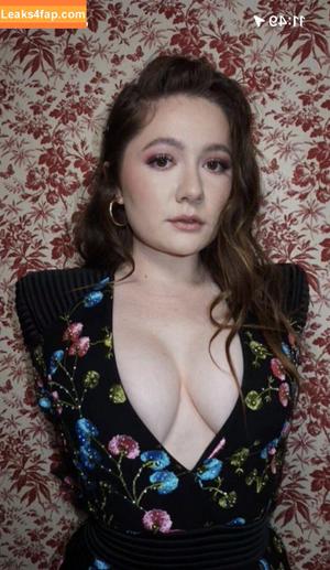 Emma Kenney photo #0295