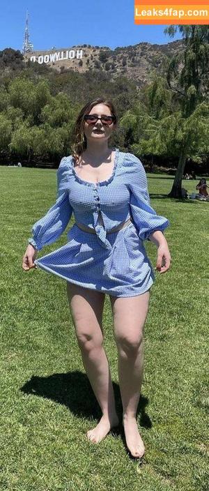 Emma Kenney photo #0515