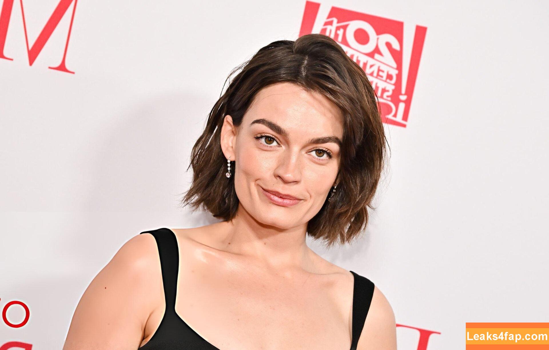 Emma Mackey / Sex Education Flaunt magazine shoot / emmatmackey слитое фото фото #0233