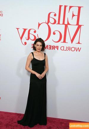 Emma Mackey фото #0228