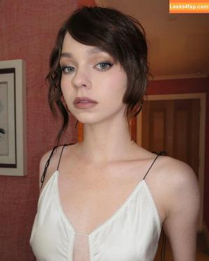 Emma Myers photo #0521