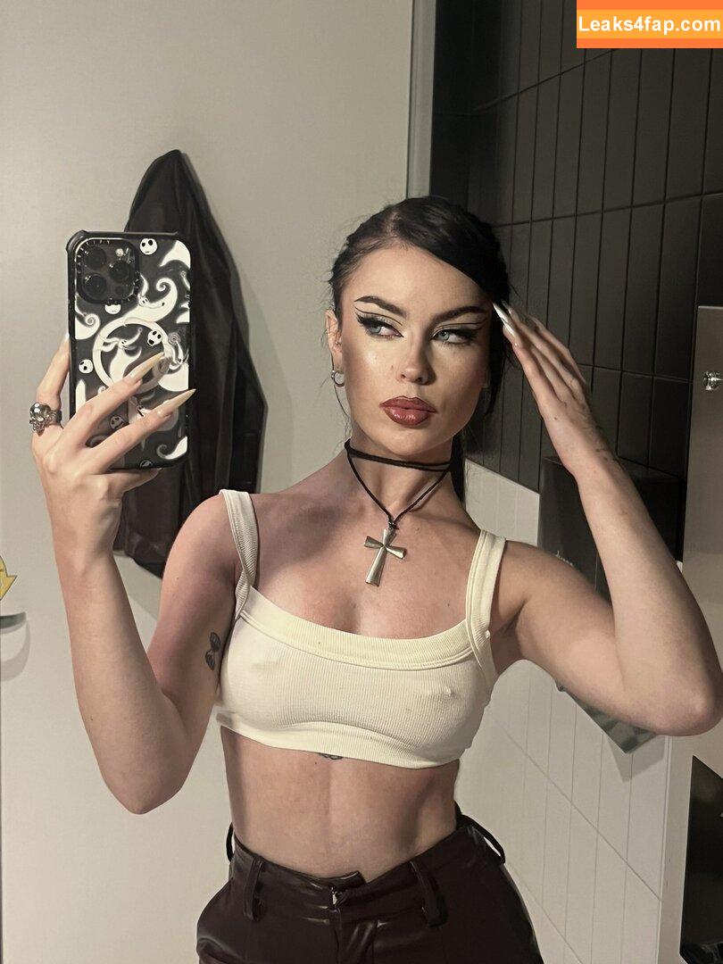 Emma Norton /  leaked photo photo #0011