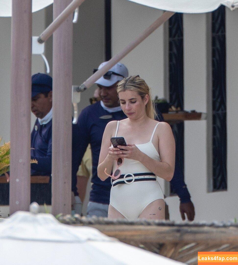 Emma Roberts / emmalee1996 / emmaroberts leaked photo photo #0454