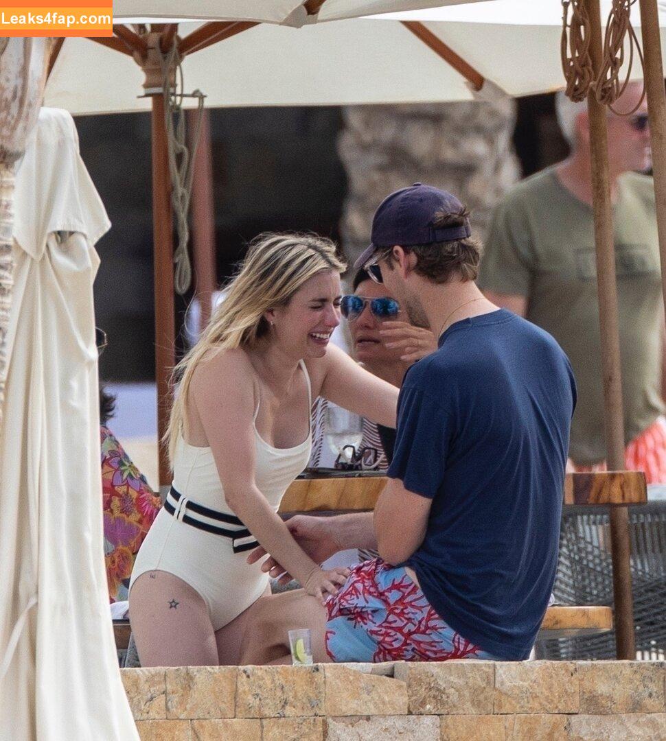 Emma Roberts / emmalee1996 / emmaroberts leaked photo photo #0455