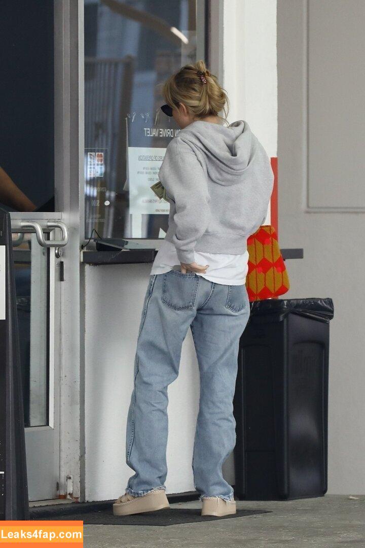 Emma Roberts / emmalee1996 / emmaroberts leaked photo photo #0655