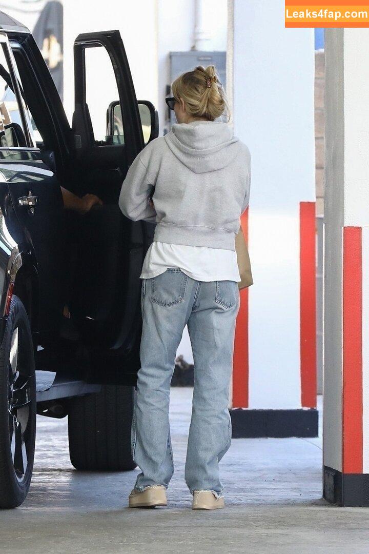 Emma Roberts / emmalee1996 / emmaroberts leaked photo photo #0662