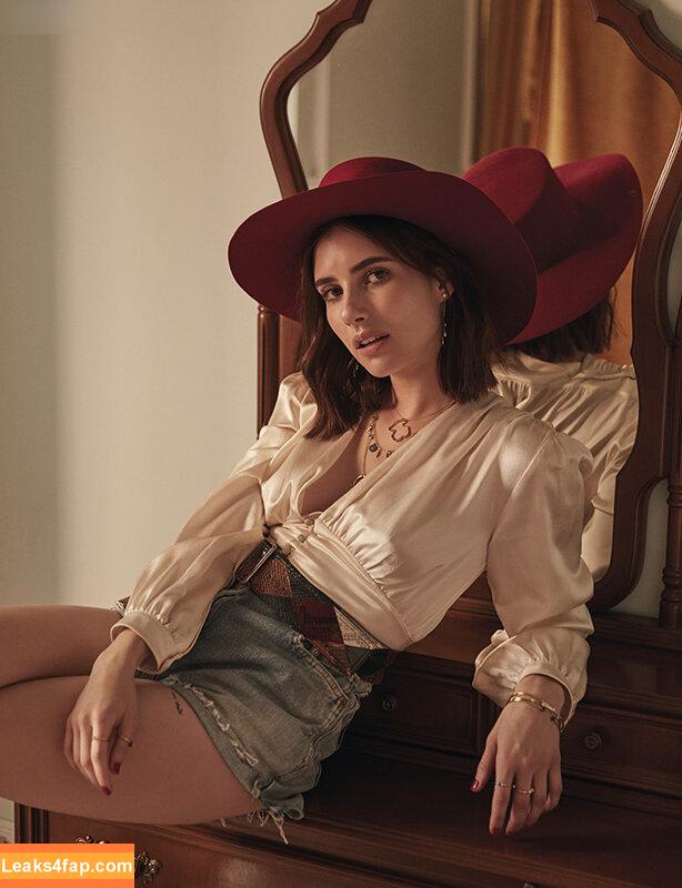 Emma Roberts / emmalee1996 / emmaroberts leaked photo photo #0730