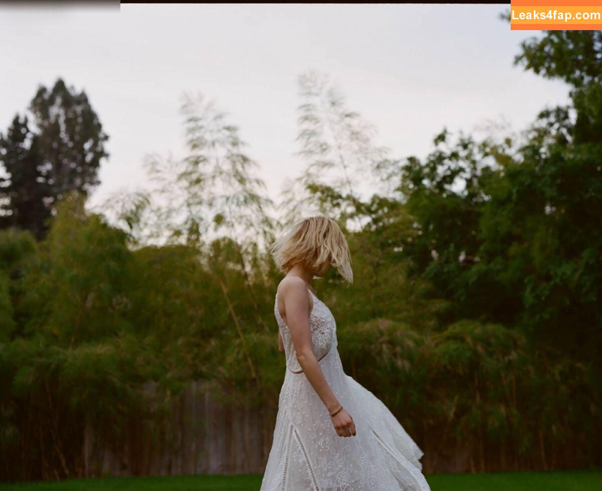 Emma Roberts / emmalee1996 / emmaroberts leaked photo photo #0739