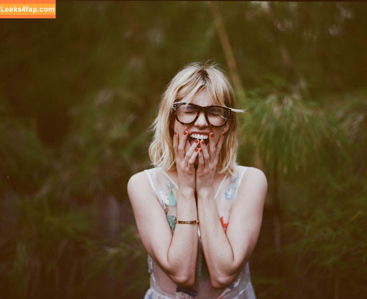 Emma Roberts / emmalee1996 / emmaroberts leaked photo photo #0740