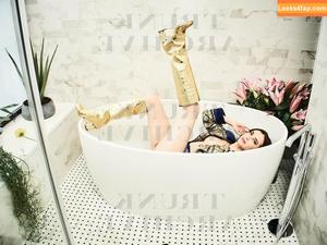 Emma Roberts photo #0046