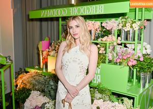 Emma Roberts photo #0054