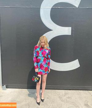 Emma Roberts photo #0186