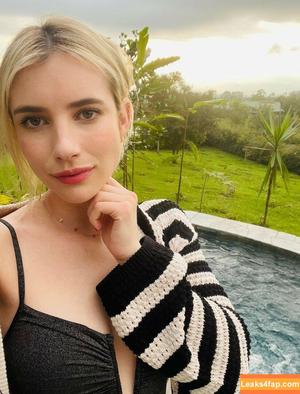 Emma Roberts photo #0191