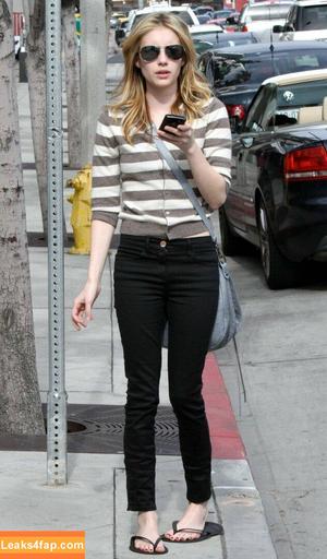 Emma Roberts photo #0297
