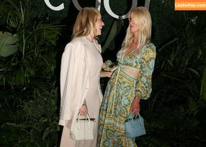 Emma Roberts photo #0361